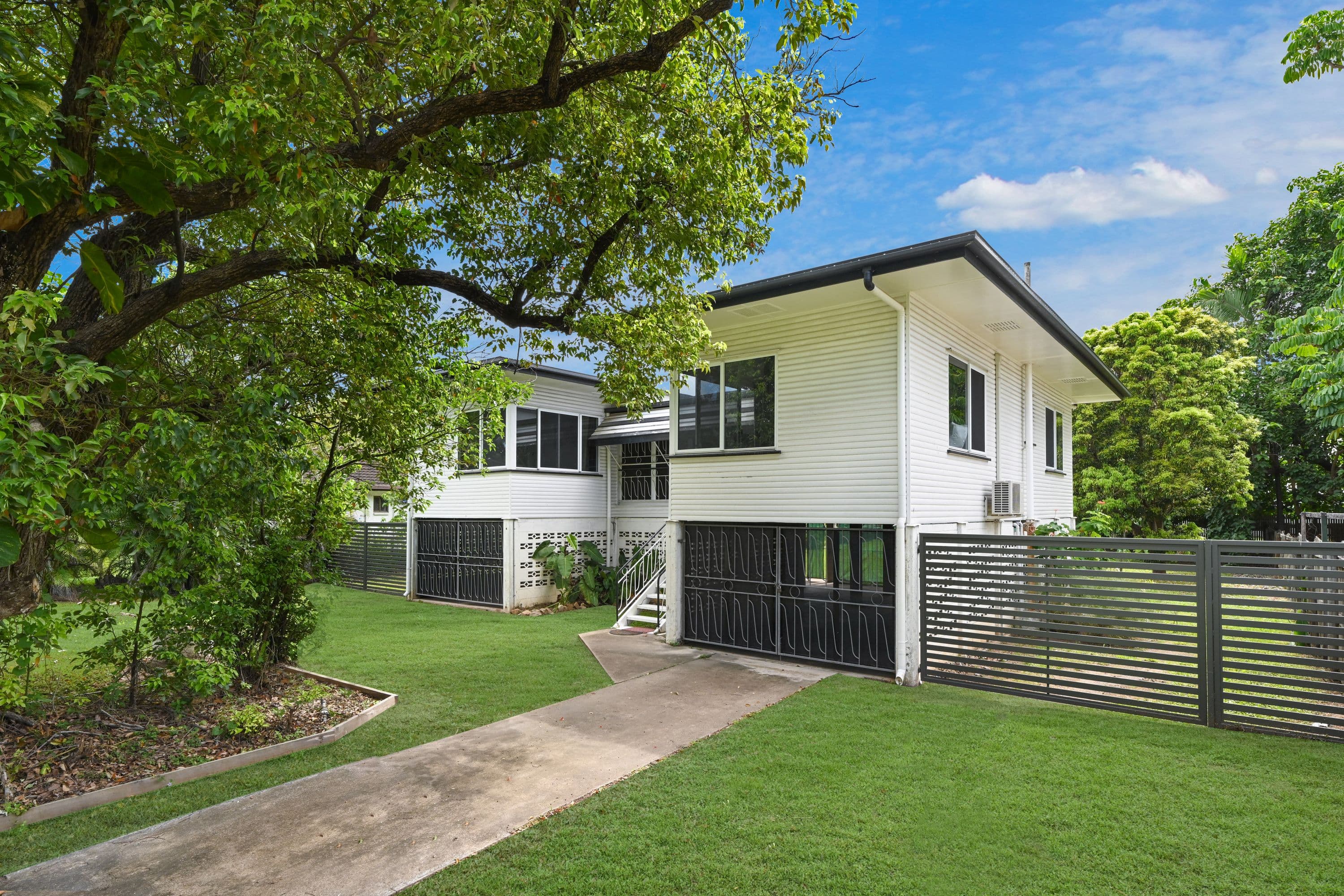 28 Winifred Street, Mundingburra QLD 4812, Mundingburra - Thumbnail 2