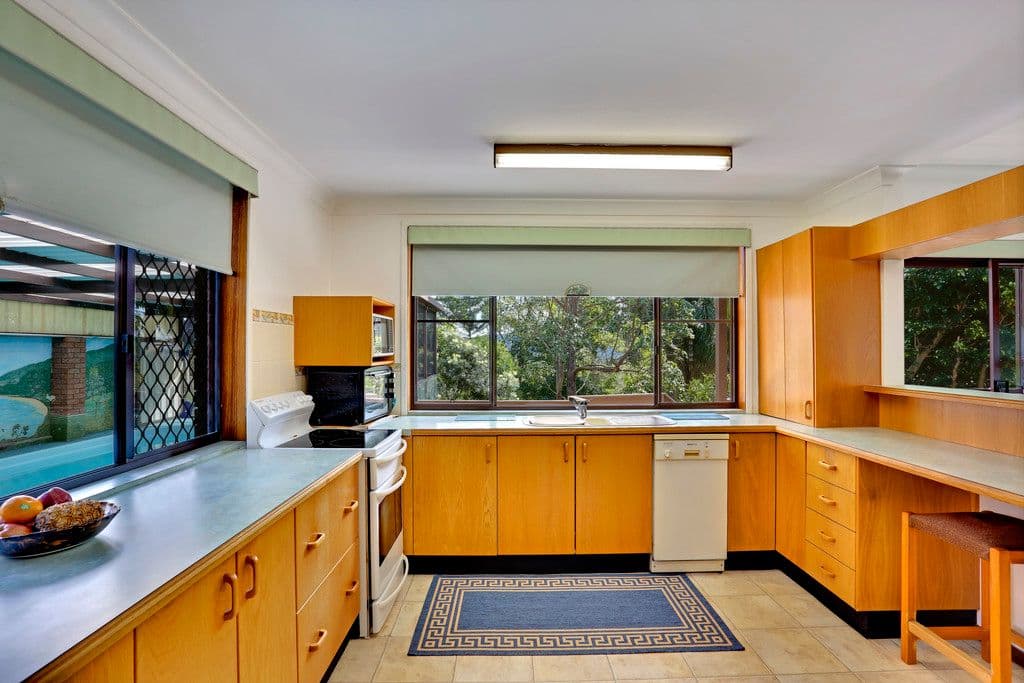 19 Wordsworth Avenue, Bateau Bay NSW 2261, Bateau Bay - Thumbnail 4