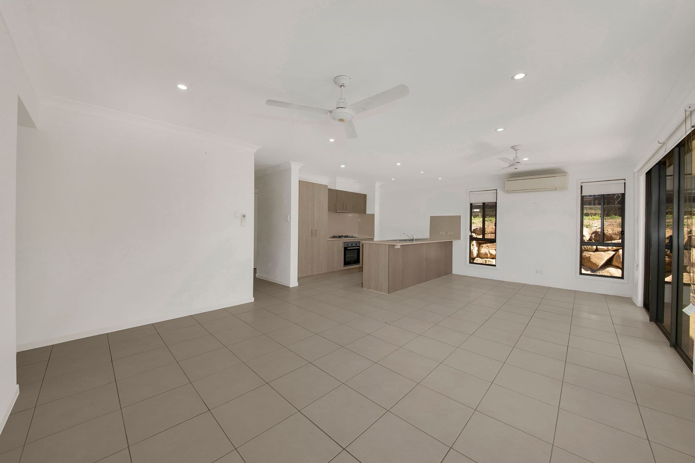 10 Kennedy Close, Glen Eden QLD 4680, Glen Eden - Thumbnail 4