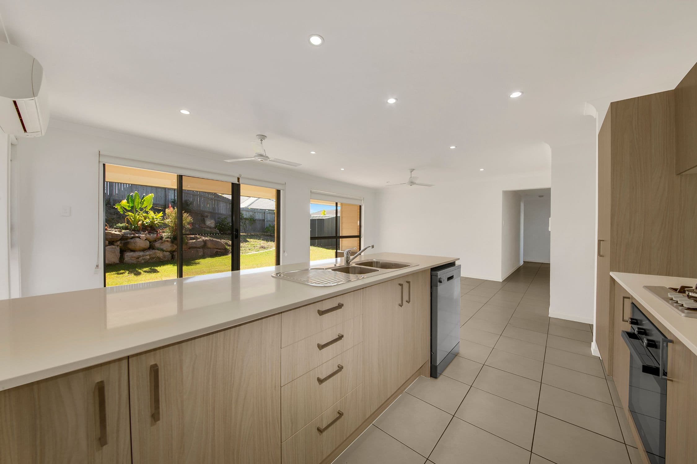 10 Kennedy Close, Glen Eden QLD 4680, Glen Eden - Thumbnail 5
