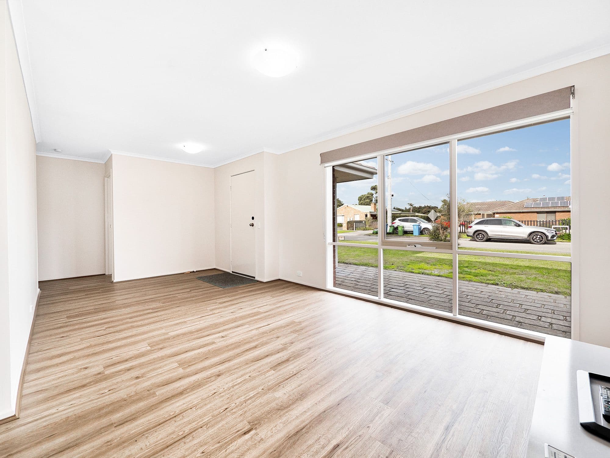 37 Huon Park Road, Cranbourne North VIC 3977, Cranbourne North - Thumbnail 3