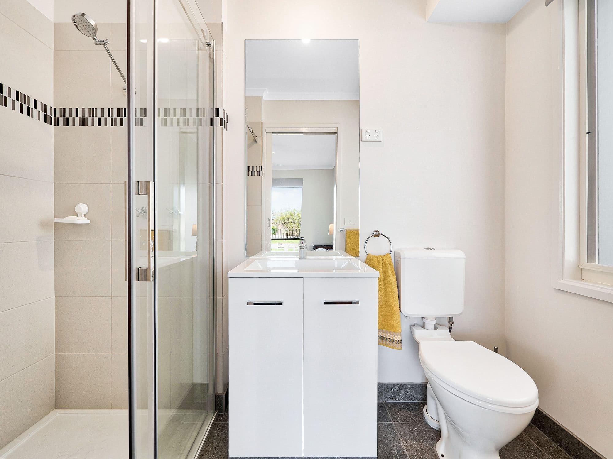 37 Huon Park Road, Cranbourne North VIC 3977, Cranbourne North - Thumbnail 6
