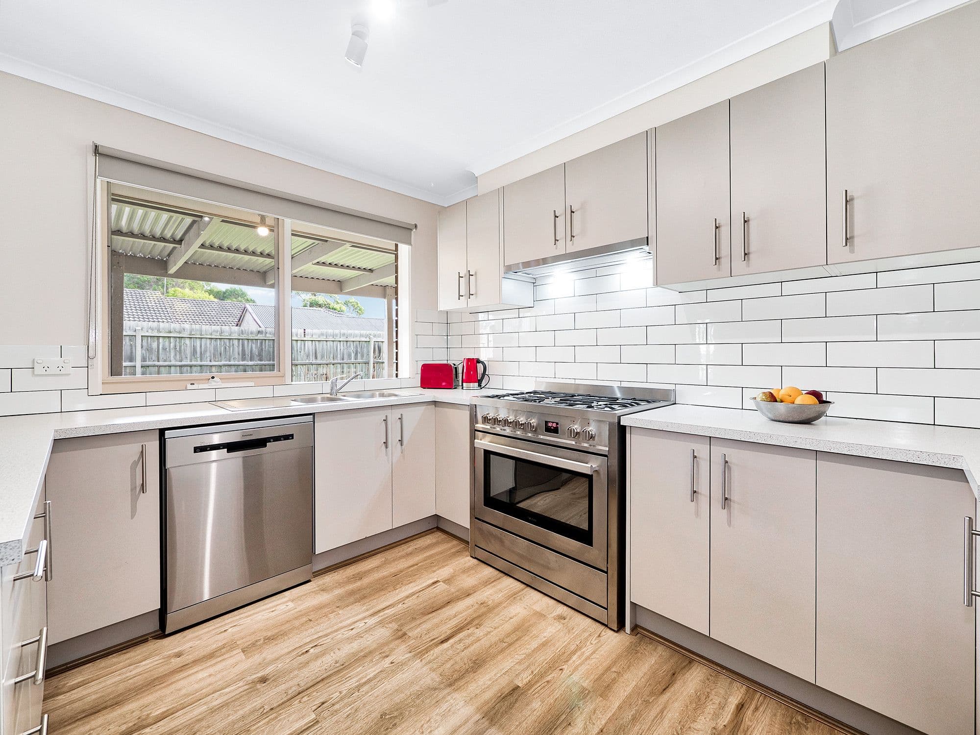 37 Huon Park Road, Cranbourne North VIC 3977, Cranbourne North - Thumbnail 7