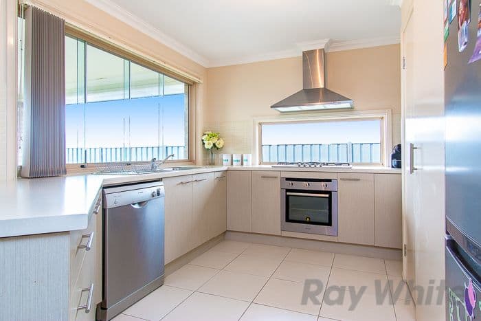 15 Graysynd Circuit, Cameron Park NSW 2285, Cameron Park - Thumbnail 2