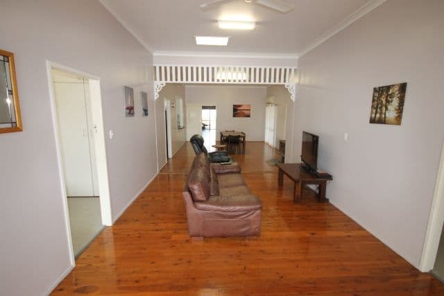 25 Patrick Street, Dalby QLD 4405, Dalby - Thumbnail 3