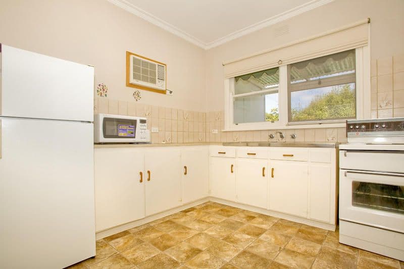 42 Forest Road, LARA VIC 3212, Lara - Thumbnail 5