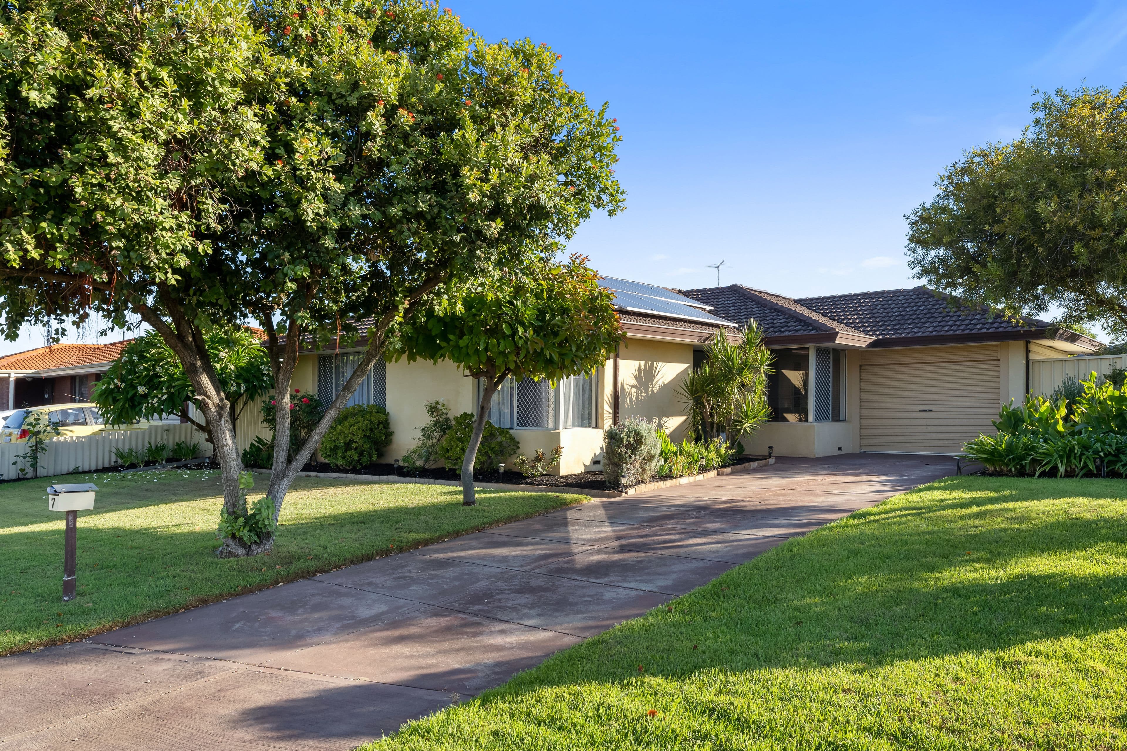 7 Holten Court, Cooloongup WA 6168, Cooloongup - Image 1