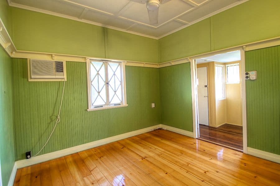 17 Hamilton Street, BOOVAL QLD 4304, Booval - Thumbnail 4