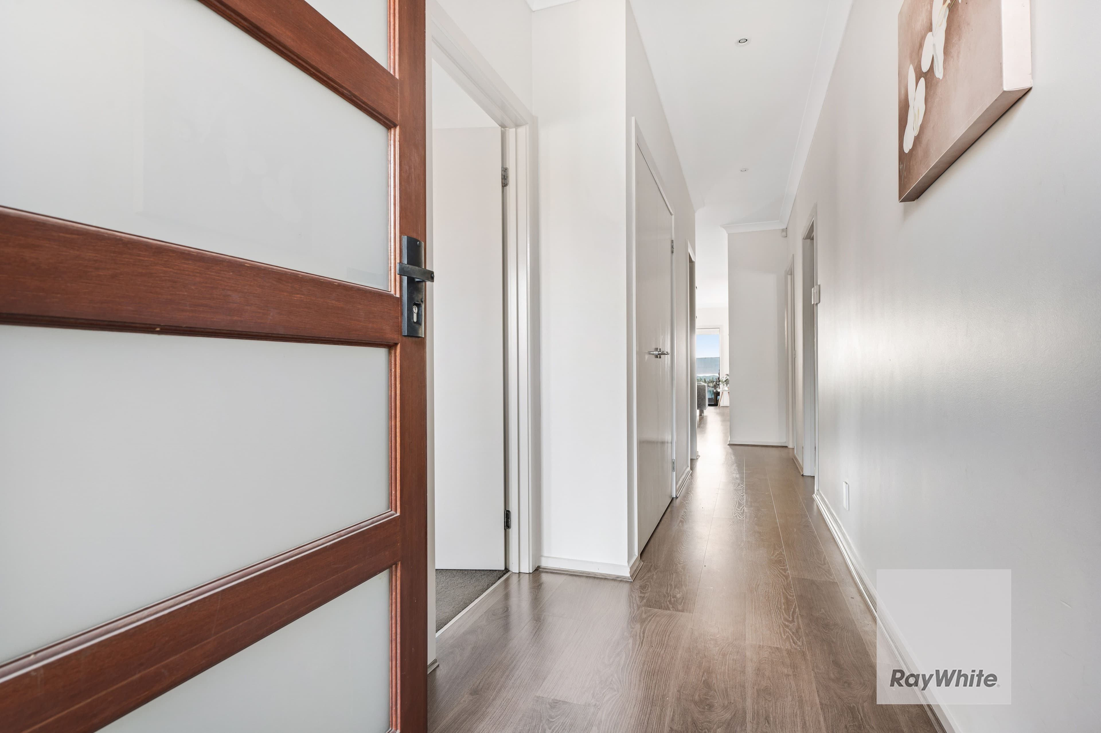 20 Silverwood Drive, Greenvale VIC 3059, Greenvale - Thumbnail 3
