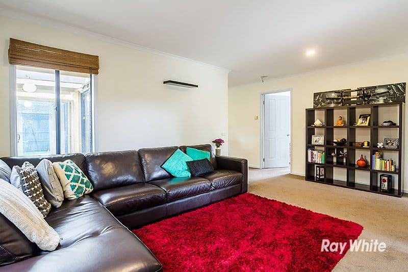 47 Bernborough Avenue, Cranbourne West VIC 3977, Cranbourne West - Thumbnail 5