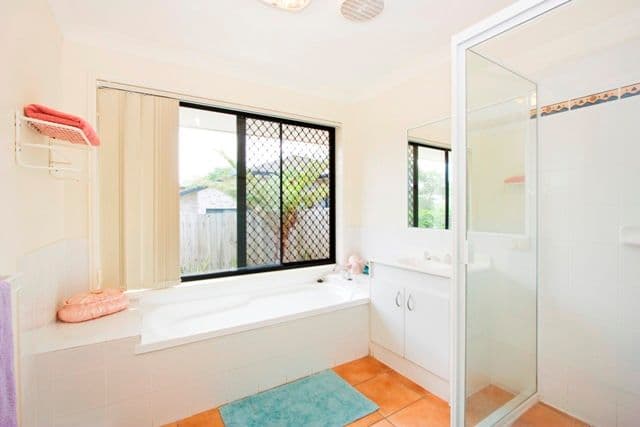 16 Wonga Street, BURLEIGH HEADS QLD 4220, Burleigh Heads - Thumbnail 7