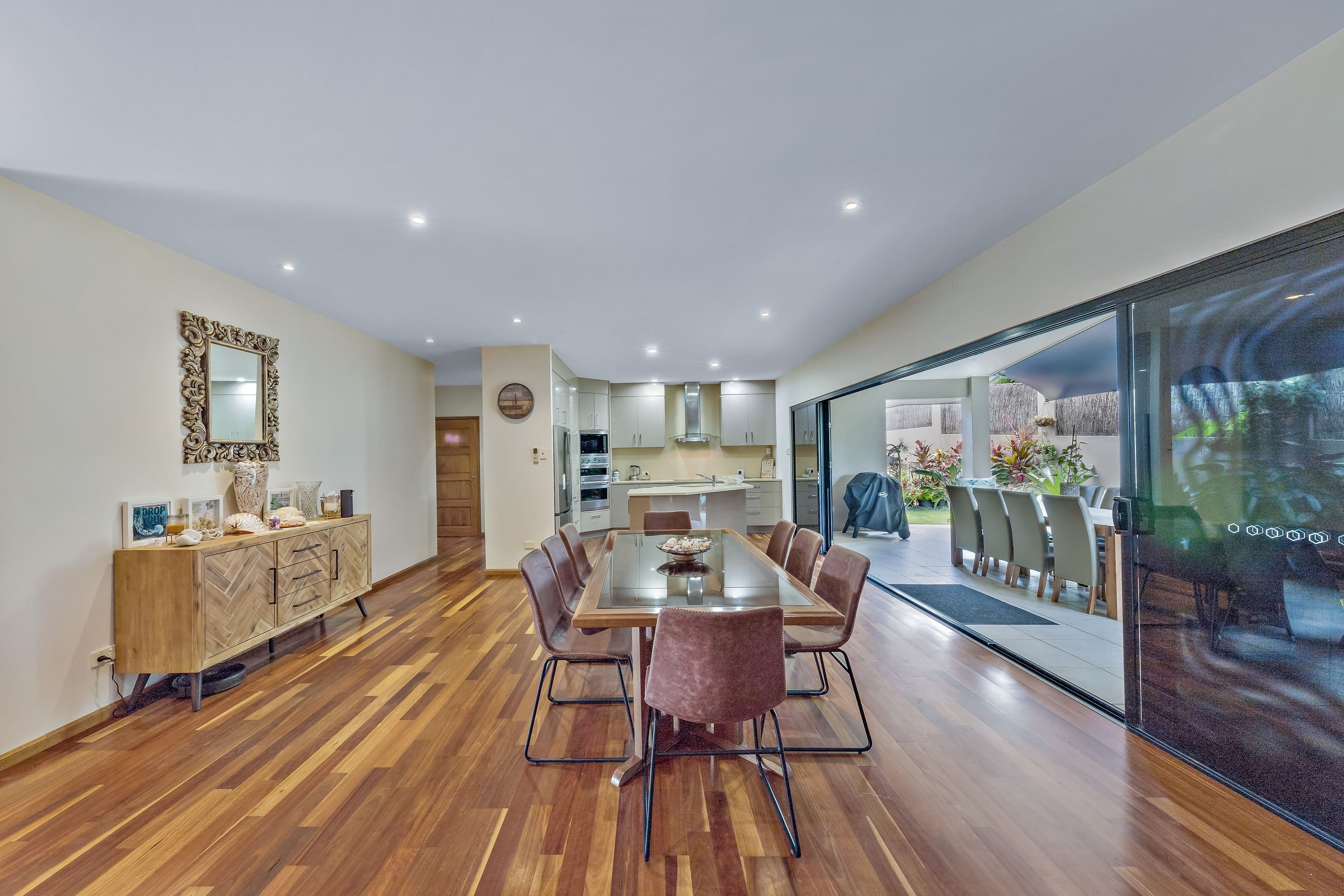 2 Linscot Close, Cannonvale QLD 4802, Cannonvale - Thumbnail 7