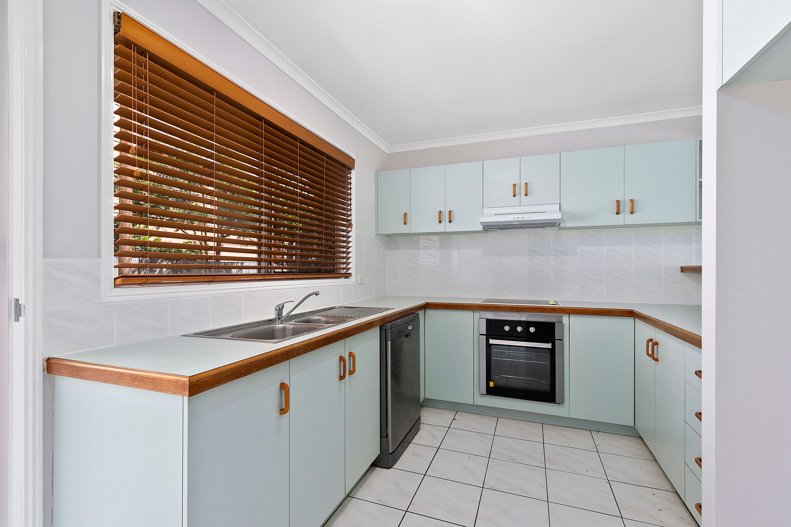 51 Bowen Street, Capalaba QLD 4157, Capalaba - Thumbnail 3