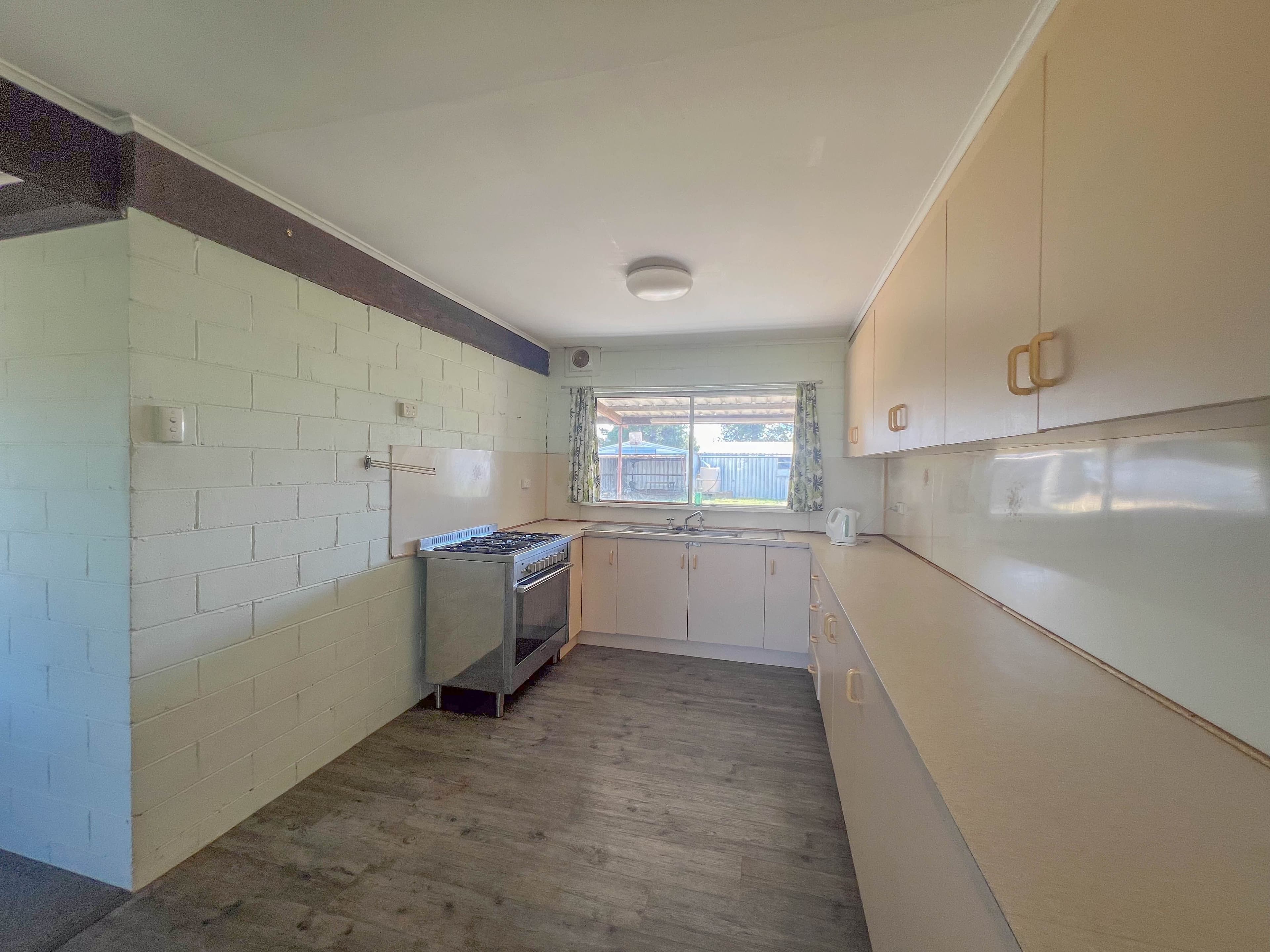 93 Neeld Street, Wyalong NSW 2671, Wyalong - Thumbnail 2