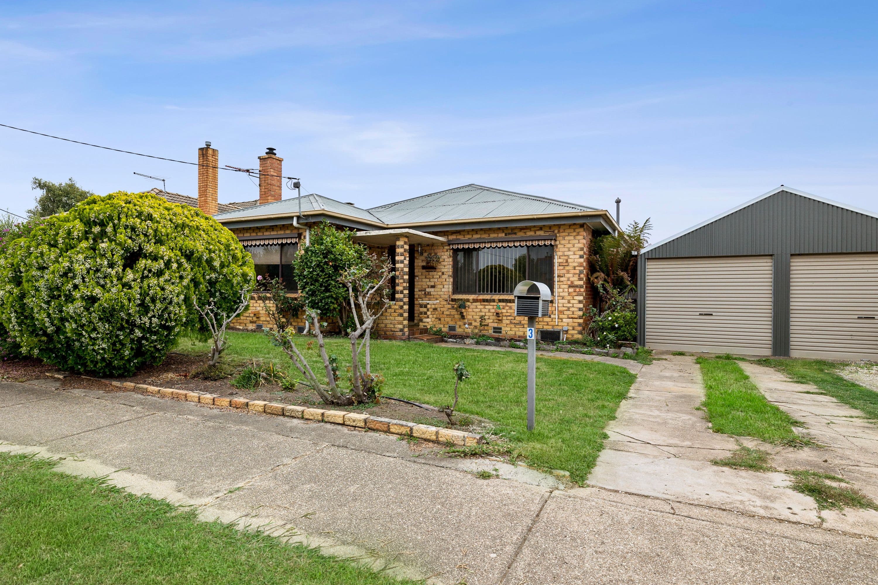 3 Queens Avenue, Ararat VIC 3377, Ararat - Image 1