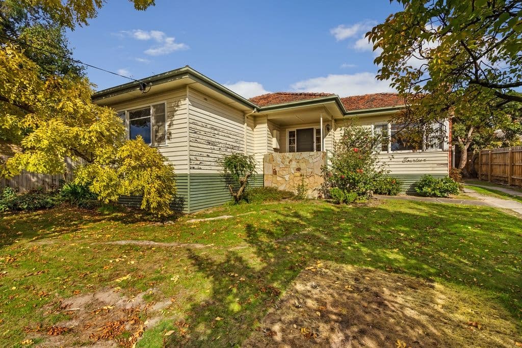 14 Narallah Grove, BOX HILL NORTH VIC 3129, Box Hill North - Image 1