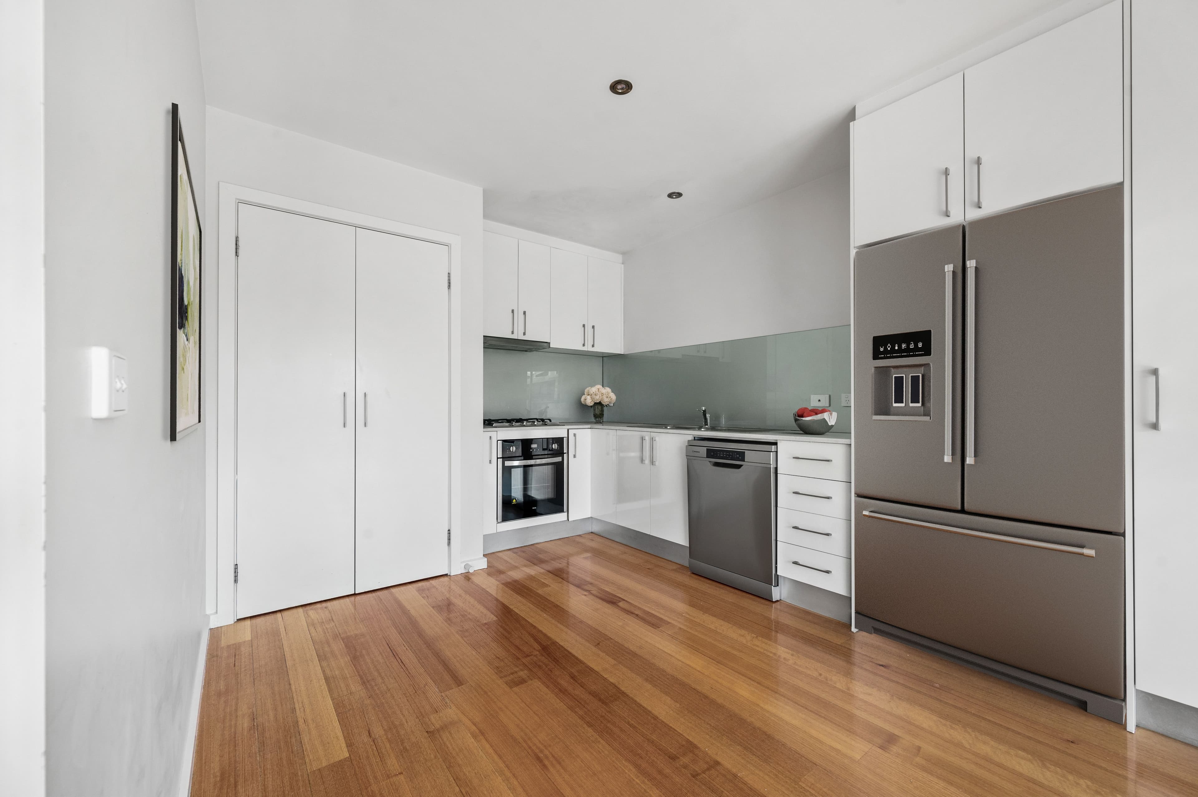 853 High Street, Reservoir VIC 3073, Reservoir - Thumbnail 3