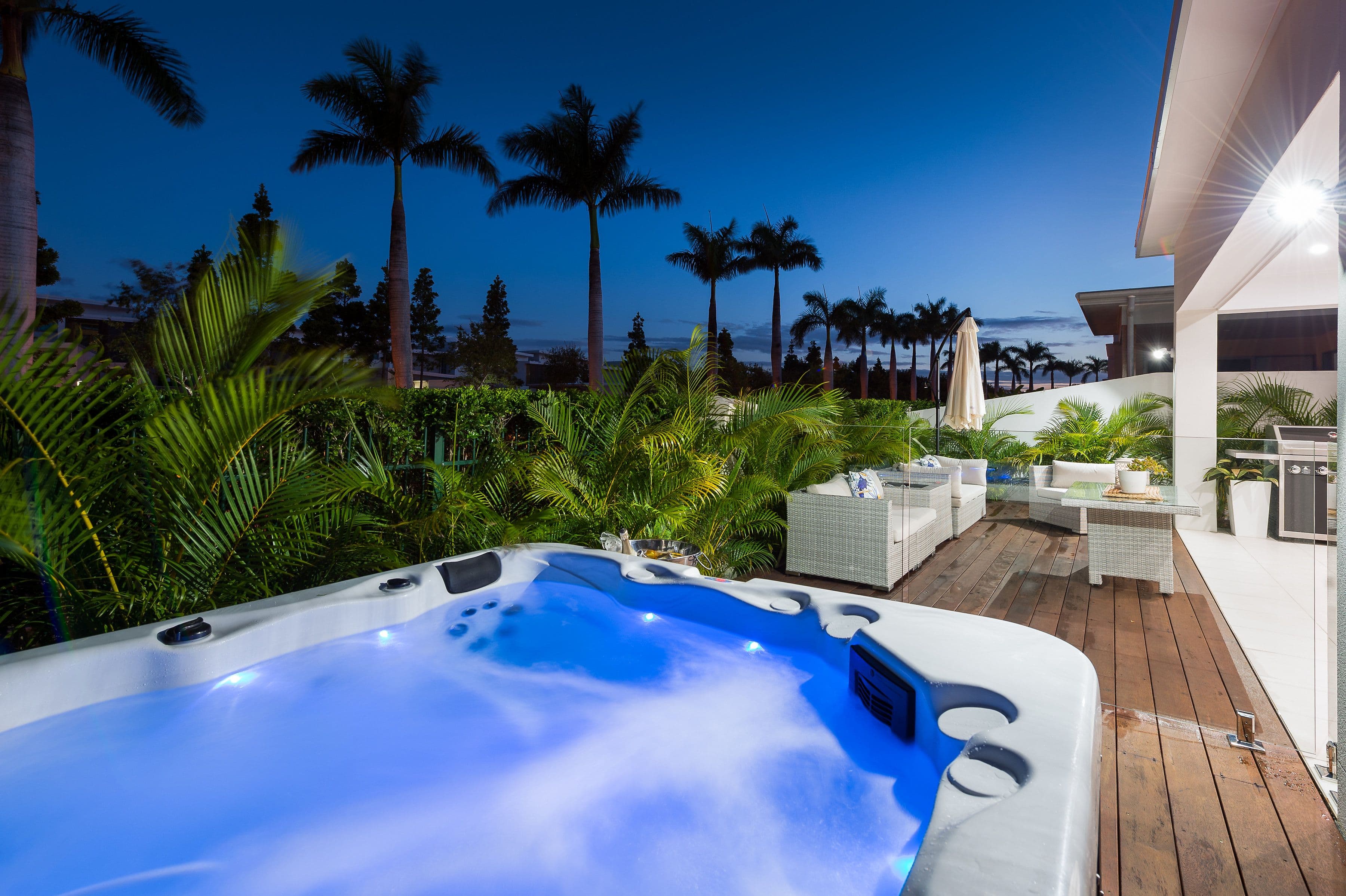 7812 Pavilions Close, Hope Island QLD 4212, Hope Island - Thumbnail 2