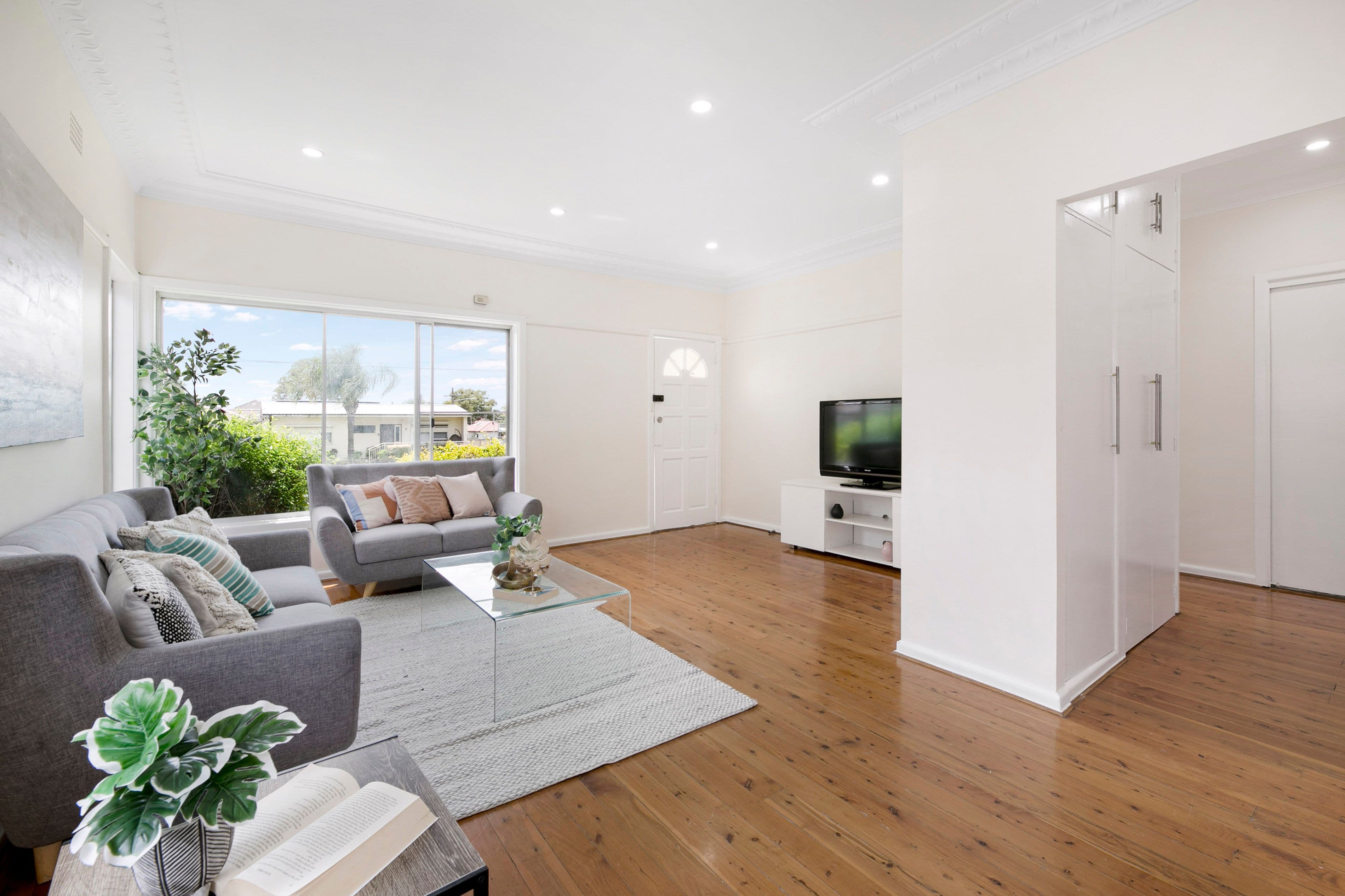 13 Ferrier Road, Yagoona NSW 2199, Yagoona - Thumbnail 2