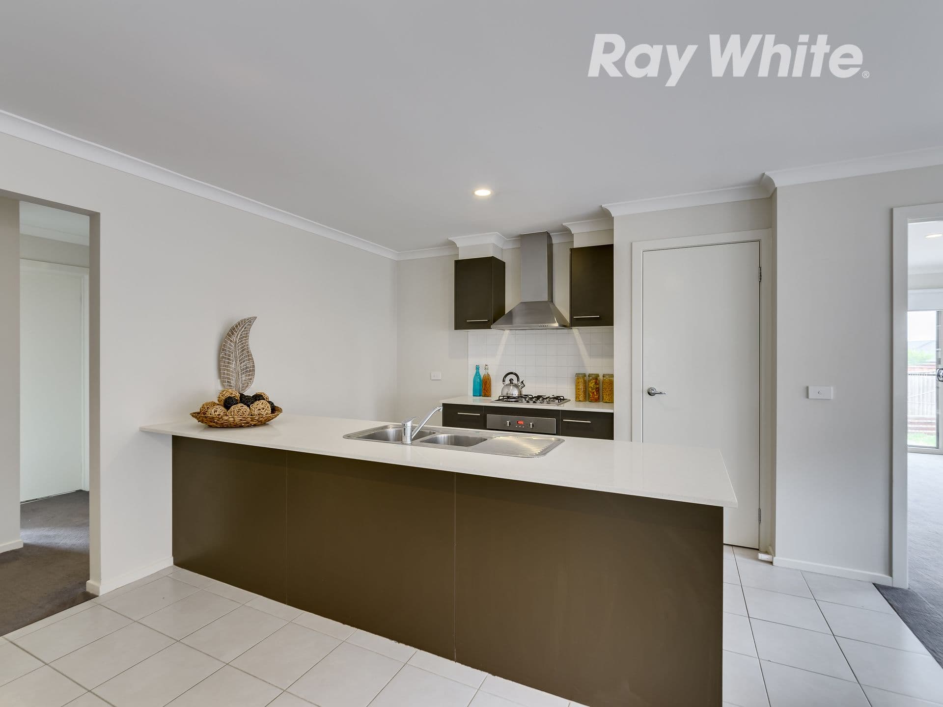 14 Abbotsley Road, Wollert VIC 3750, Wollert - Thumbnail 2