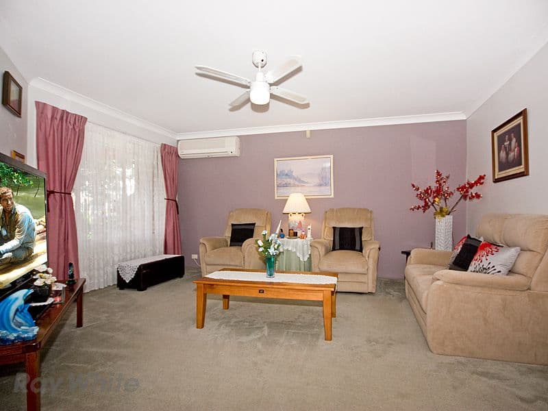 13 Beaufront Place, FOREST LAKE QLD 4078, Forest Lake - Thumbnail 2