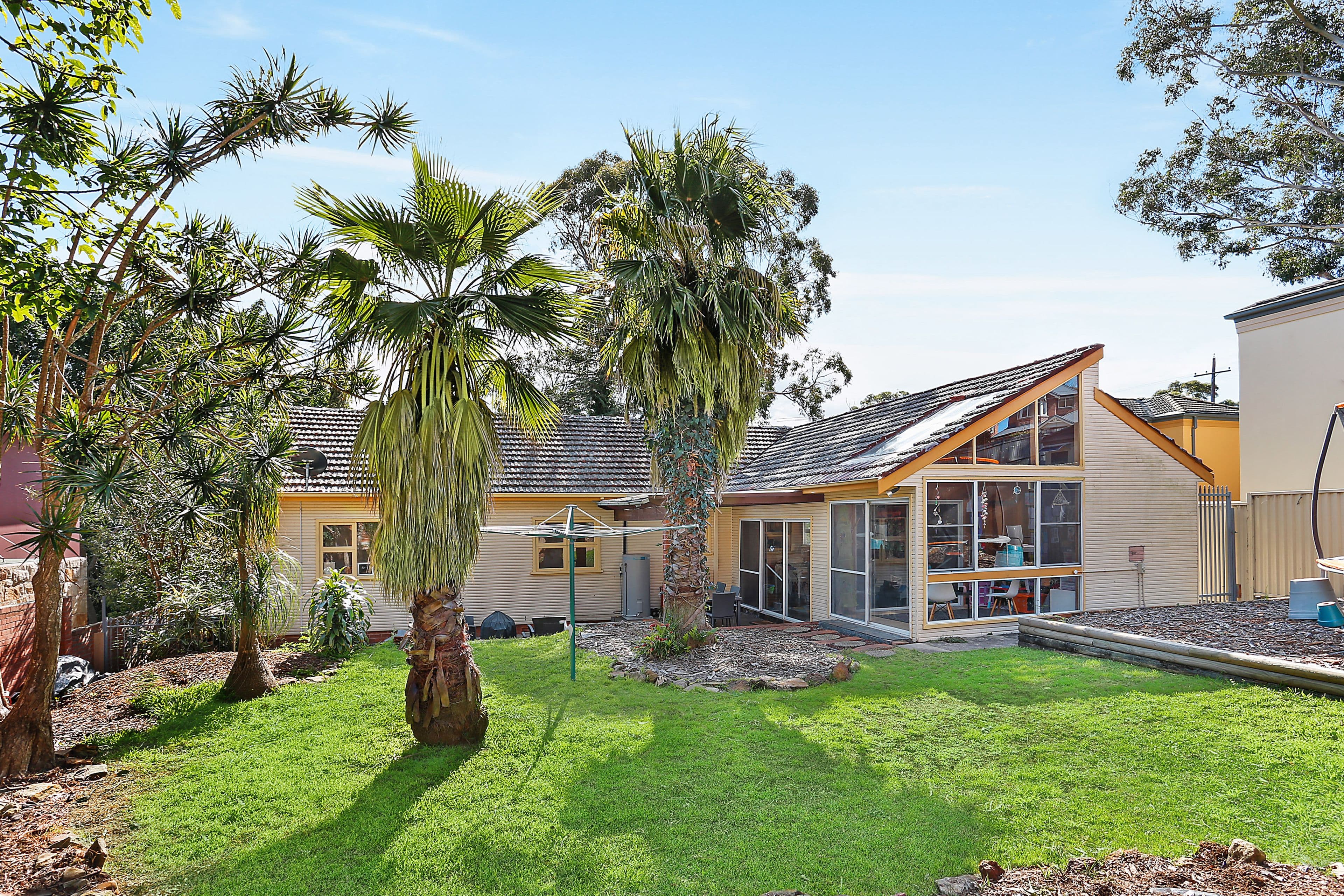 31 Mimosa Street, Oatley NSW 2223, Oatley - Thumbnail 3