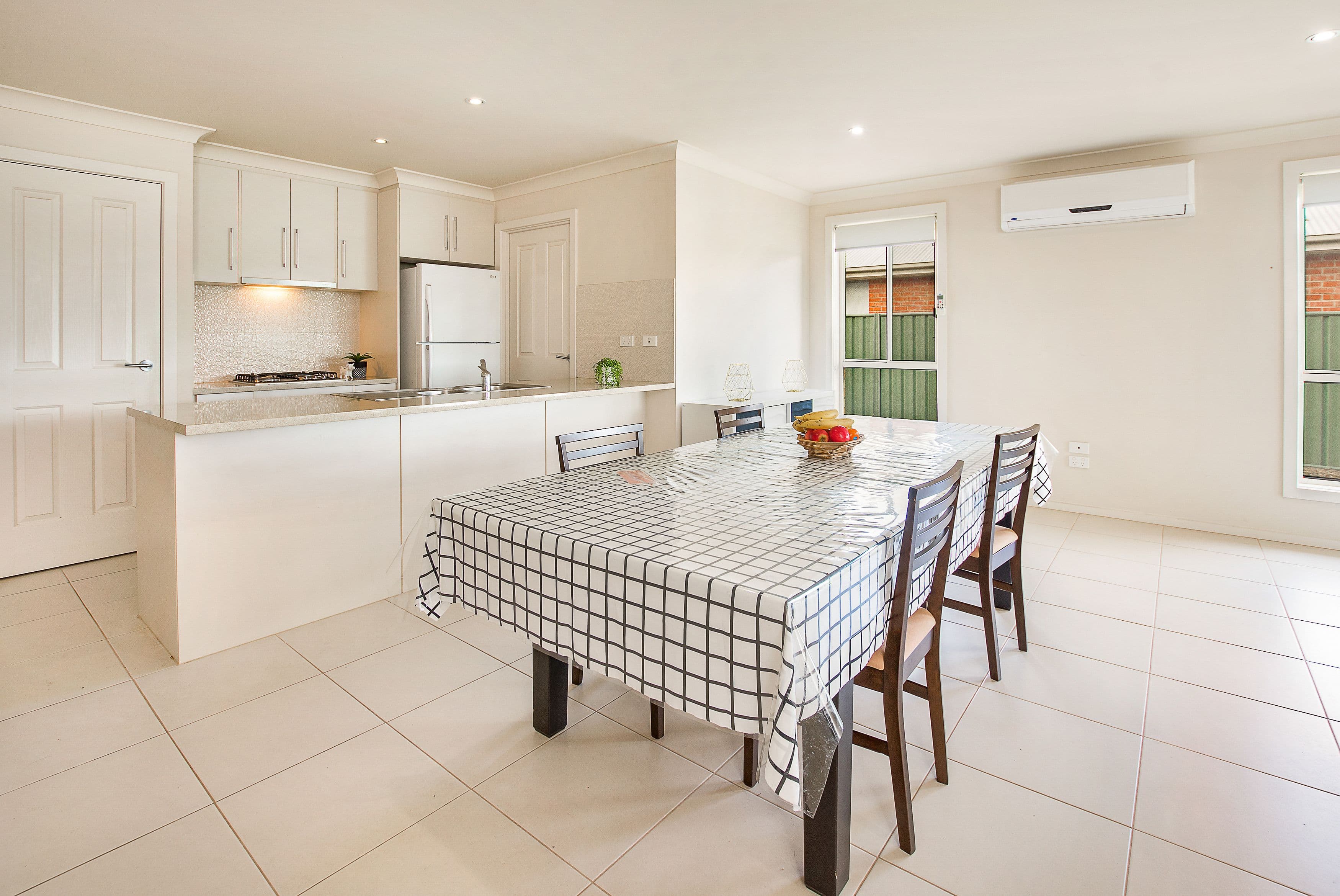 12 Pfitzner Close, Murray Bridge SA 5253, Murray Bridge - Thumbnail 2