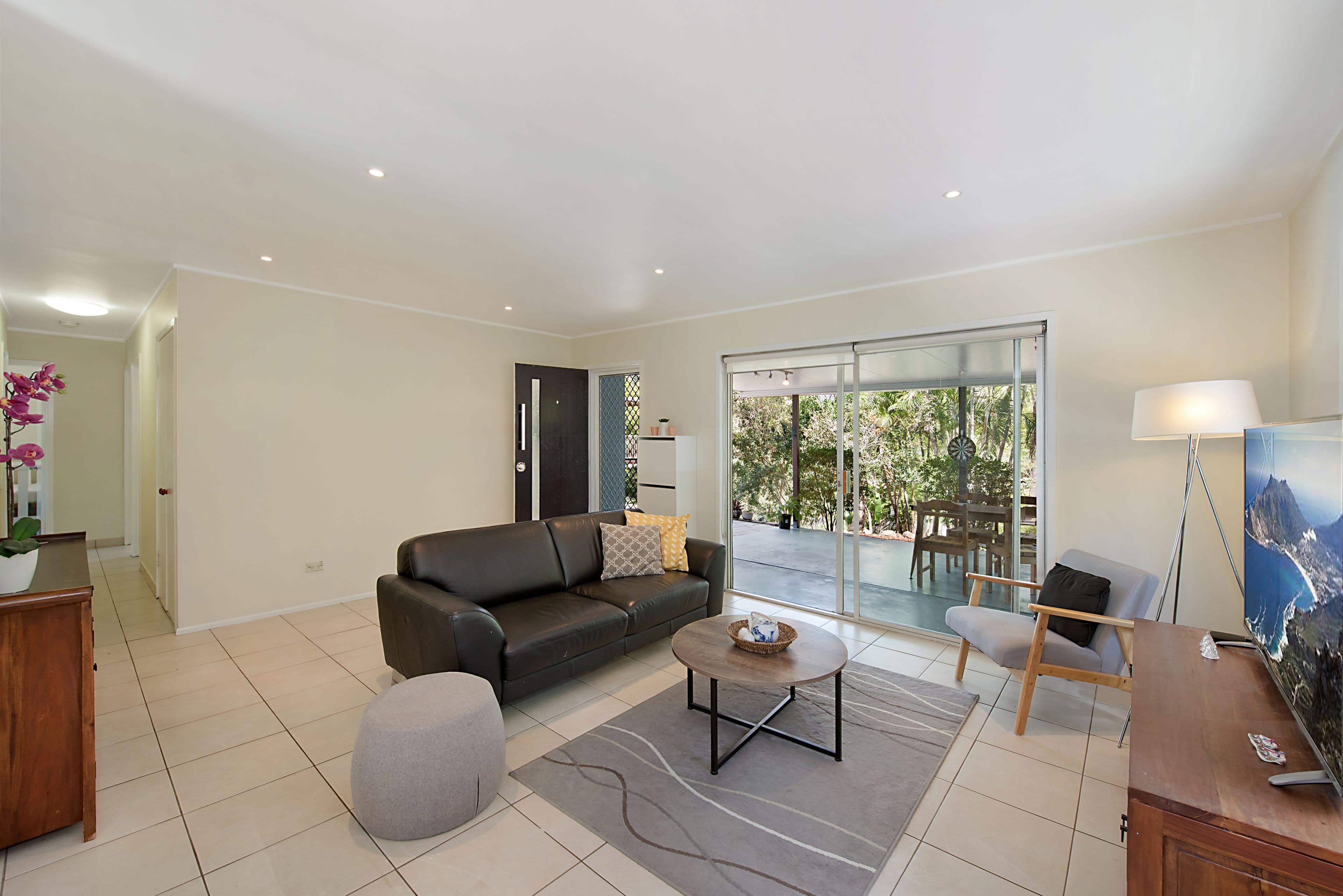 9 Tucker Street, Chapel Hill QLD 4069, Chapel Hill - Thumbnail 2