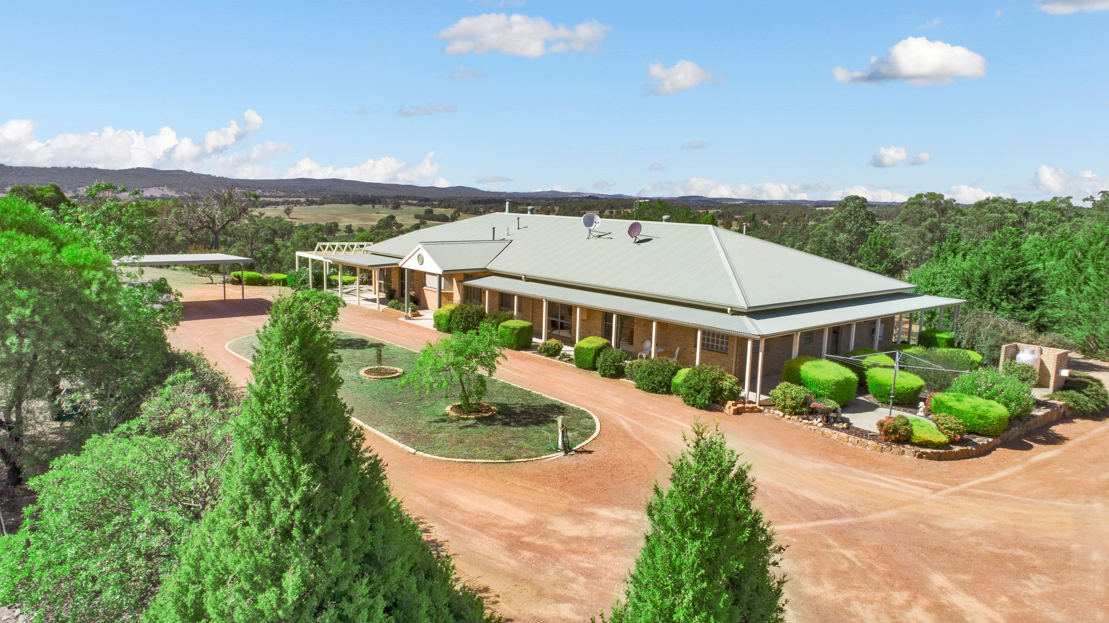 278 Shingle Hill Way, Gundaroo - Image 1