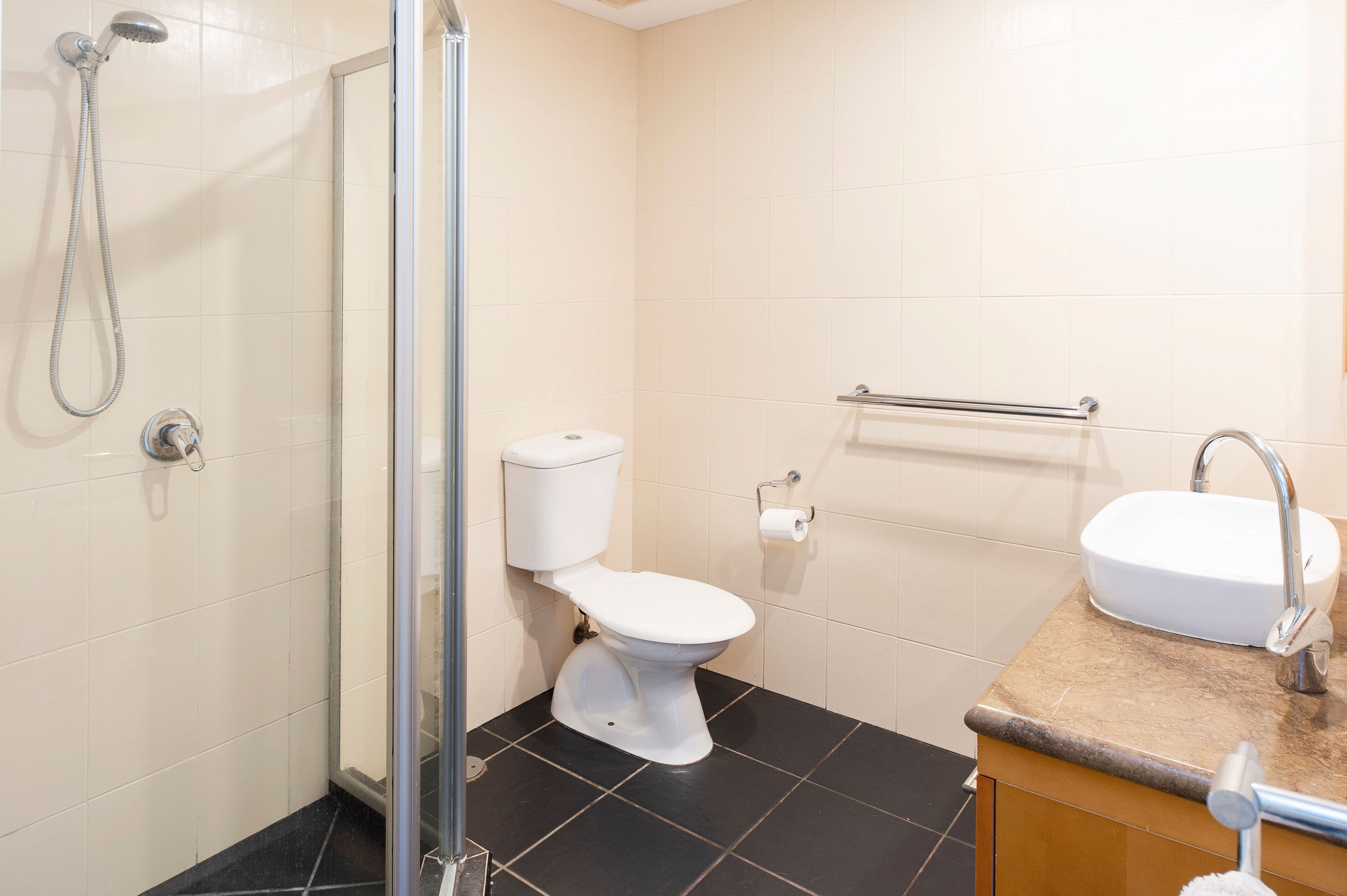 31 Railway Street, Southport QLD 4215, Southport - Thumbnail 8