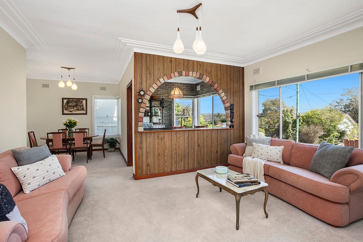 16 Loraine Avenue, Caringbah South - Thumbnail 3