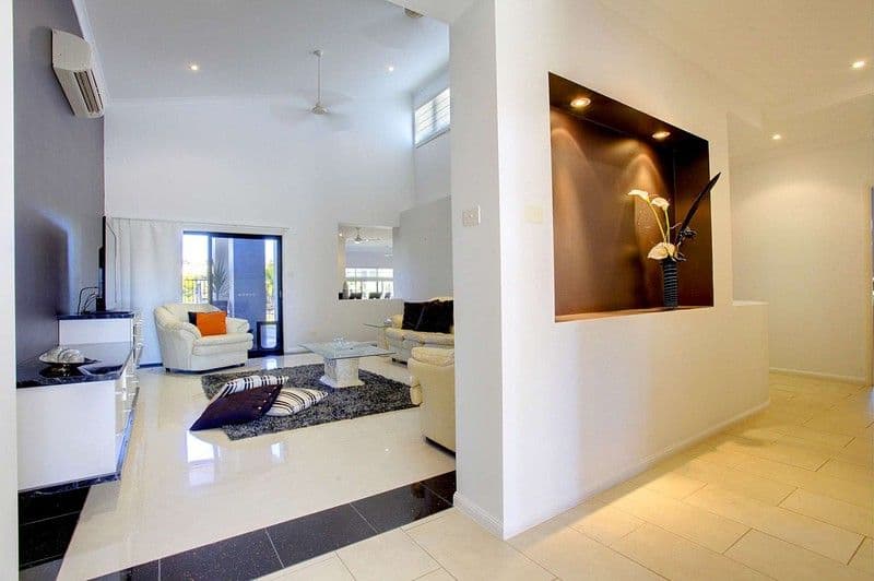 42 Donostia Crescent, BUSHLAND BEACH QLD 4818, Bushland Beach - Thumbnail 2