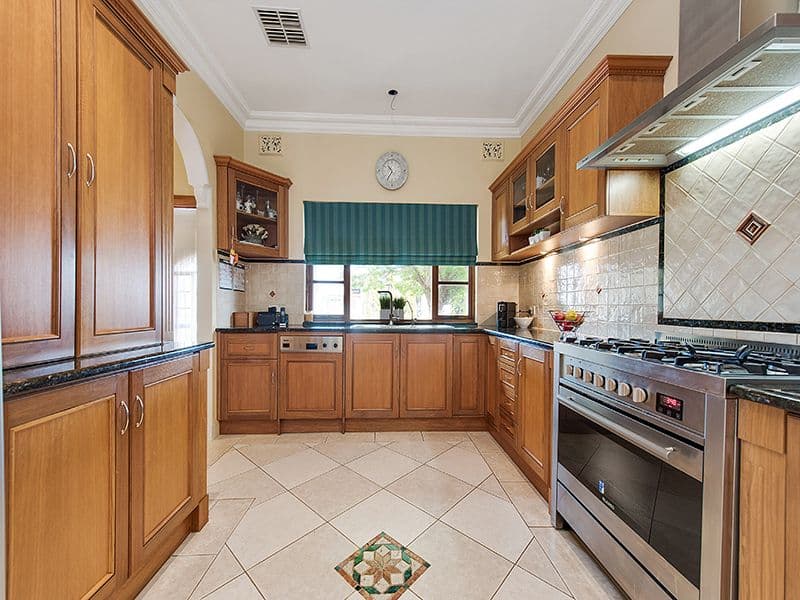 349 Tapleys Hill Road, Seaton SA 5023, Seaton - Thumbnail 3