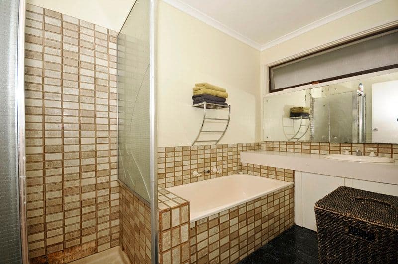 25 Myoora Drive, MOOROOLBARK VIC 3138, Mooroolbark - Thumbnail 8