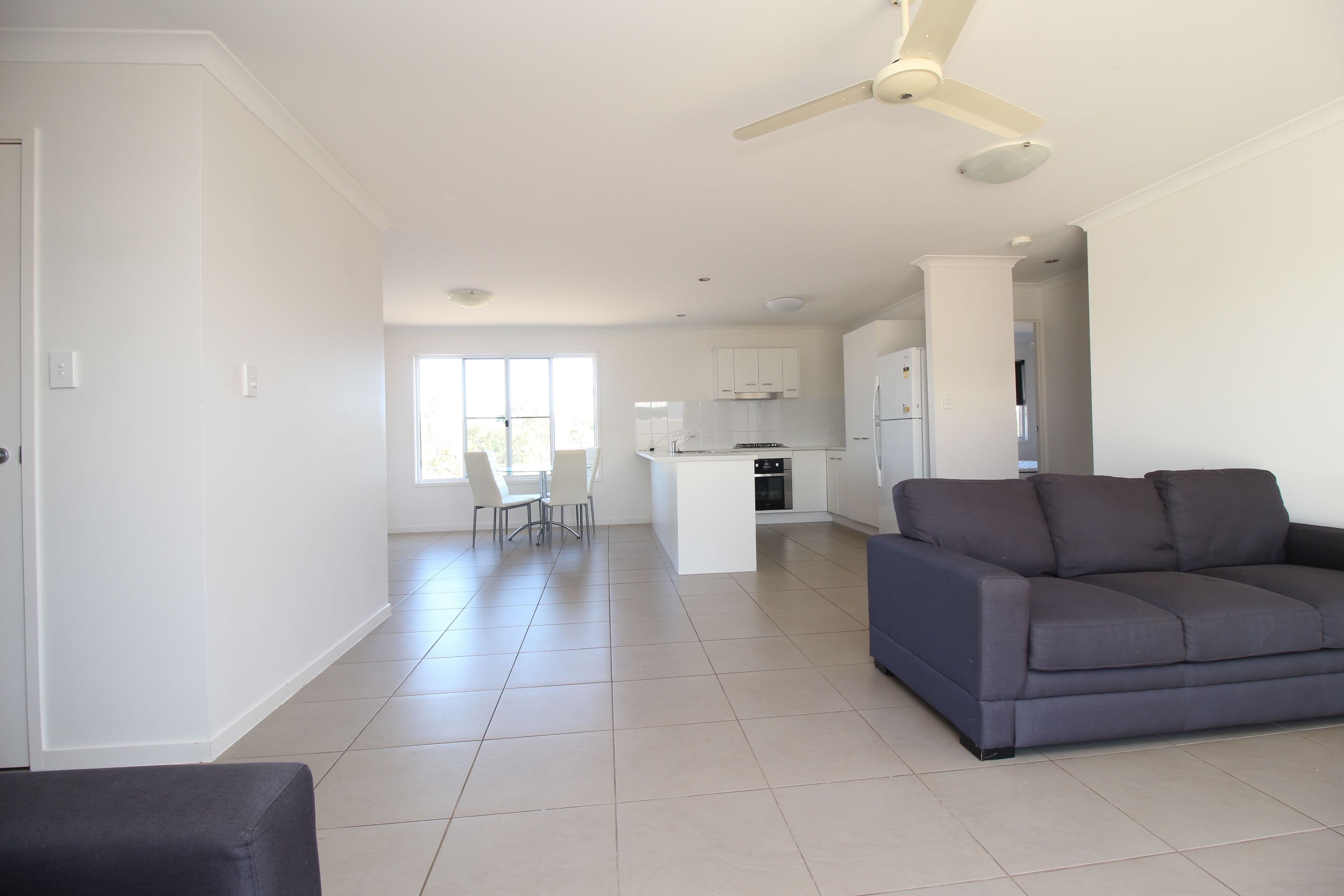 40 Lakeside Drive, Emerald QLD 4720, Emerald - Thumbnail 2
