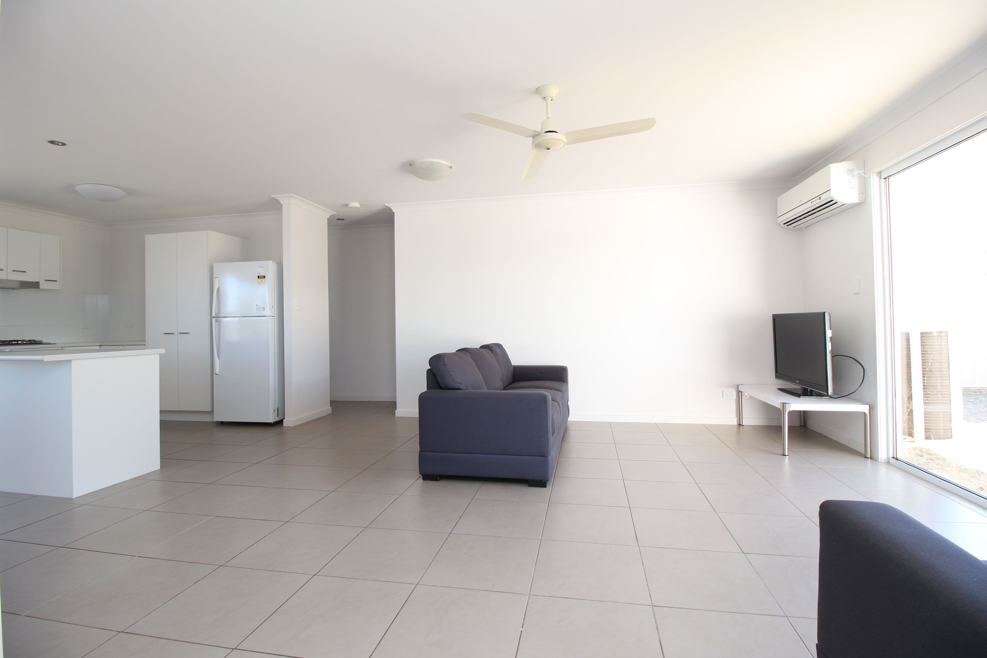 40 Lakeside Drive, Emerald QLD 4720, Emerald - Thumbnail 8