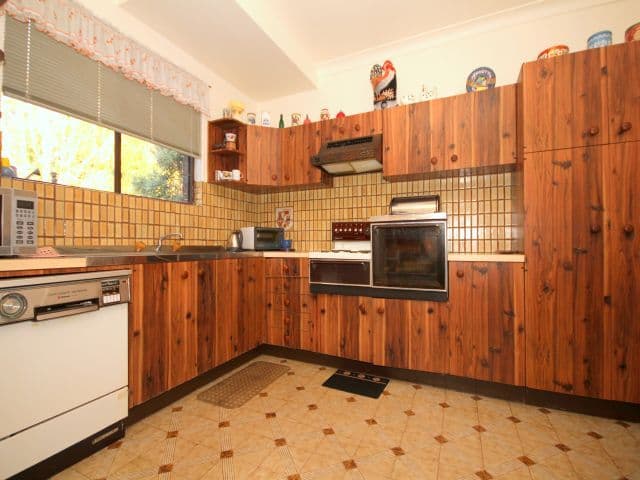 19 Foley Street, GEORGES HALL NSW 2198, Georges Hall - Thumbnail 3