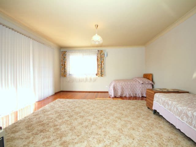 19 Foley Street, GEORGES HALL NSW 2198, Georges Hall - Thumbnail 8