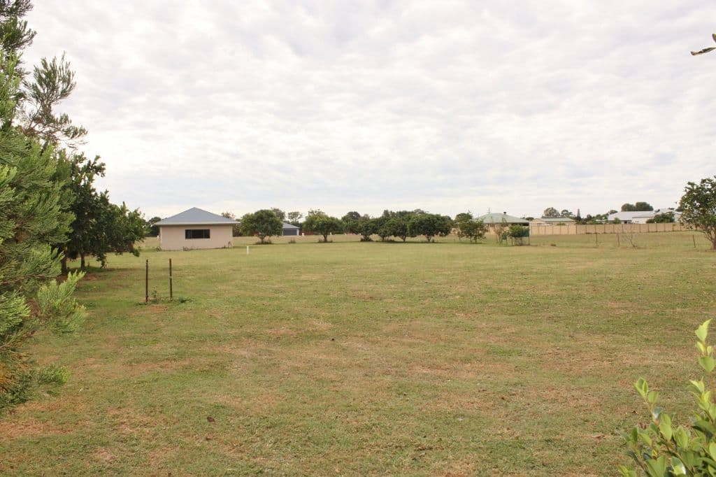 11 Parklands Circuit, Mareeba QLD 4880, Mareeba - Thumbnail 4