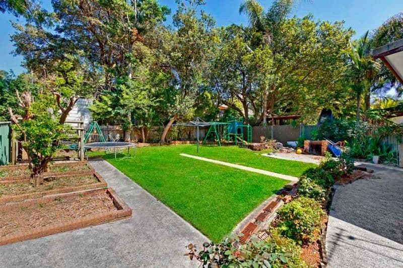 10 Henry Parkes Drive, BERKELEY VALE NSW 2261, Berkeley Vale - Thumbnail 5