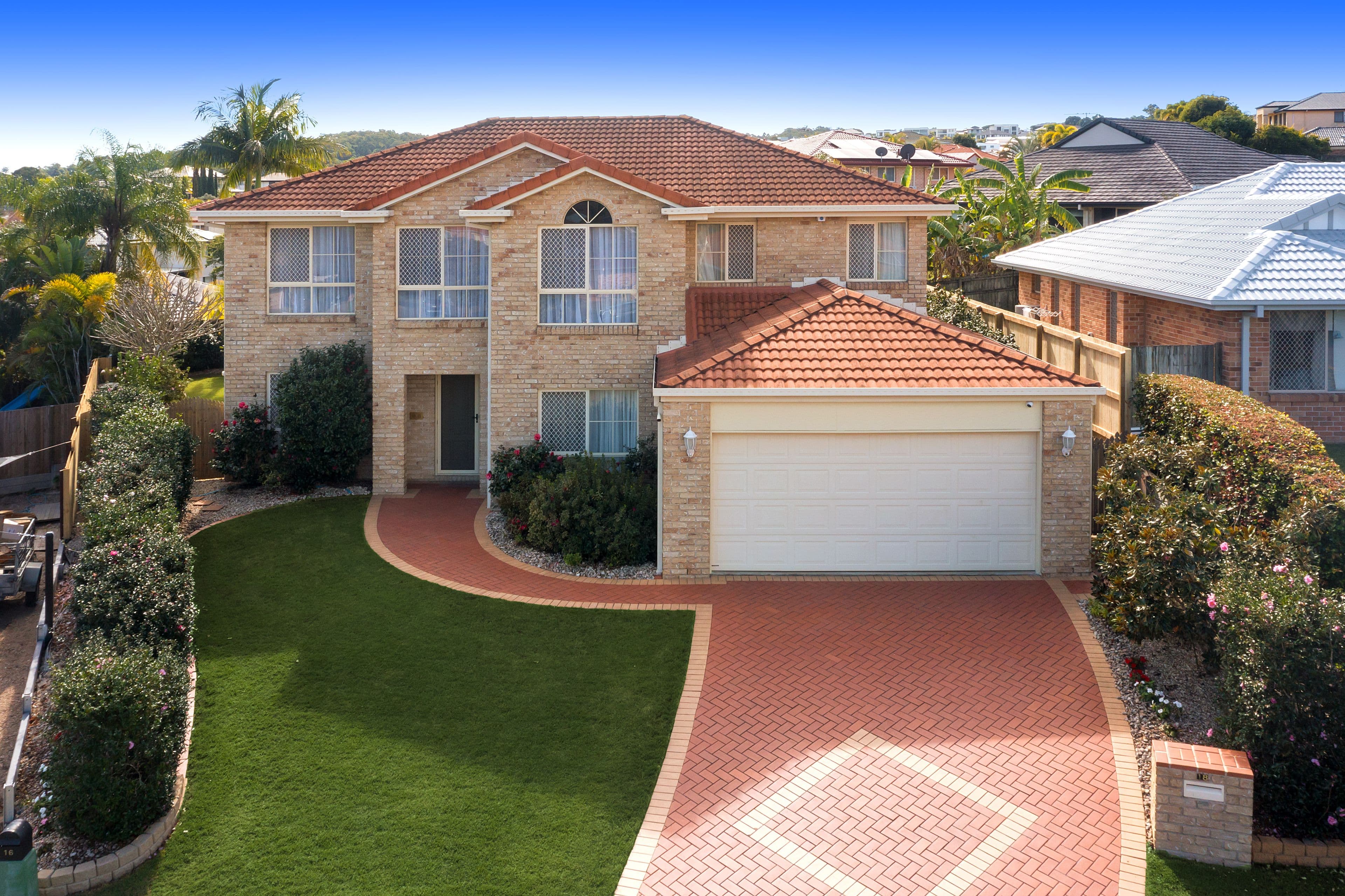 18 Hereford Crescent, Carindale QLD 4152, Carindale - Image 1