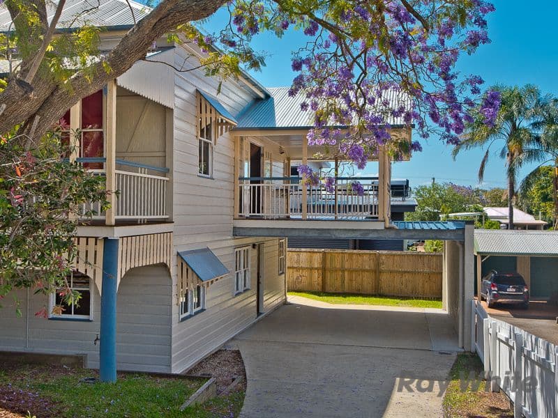 95 Deagon Street, Sandgate QLD 4017, Sandgate - Thumbnail 2