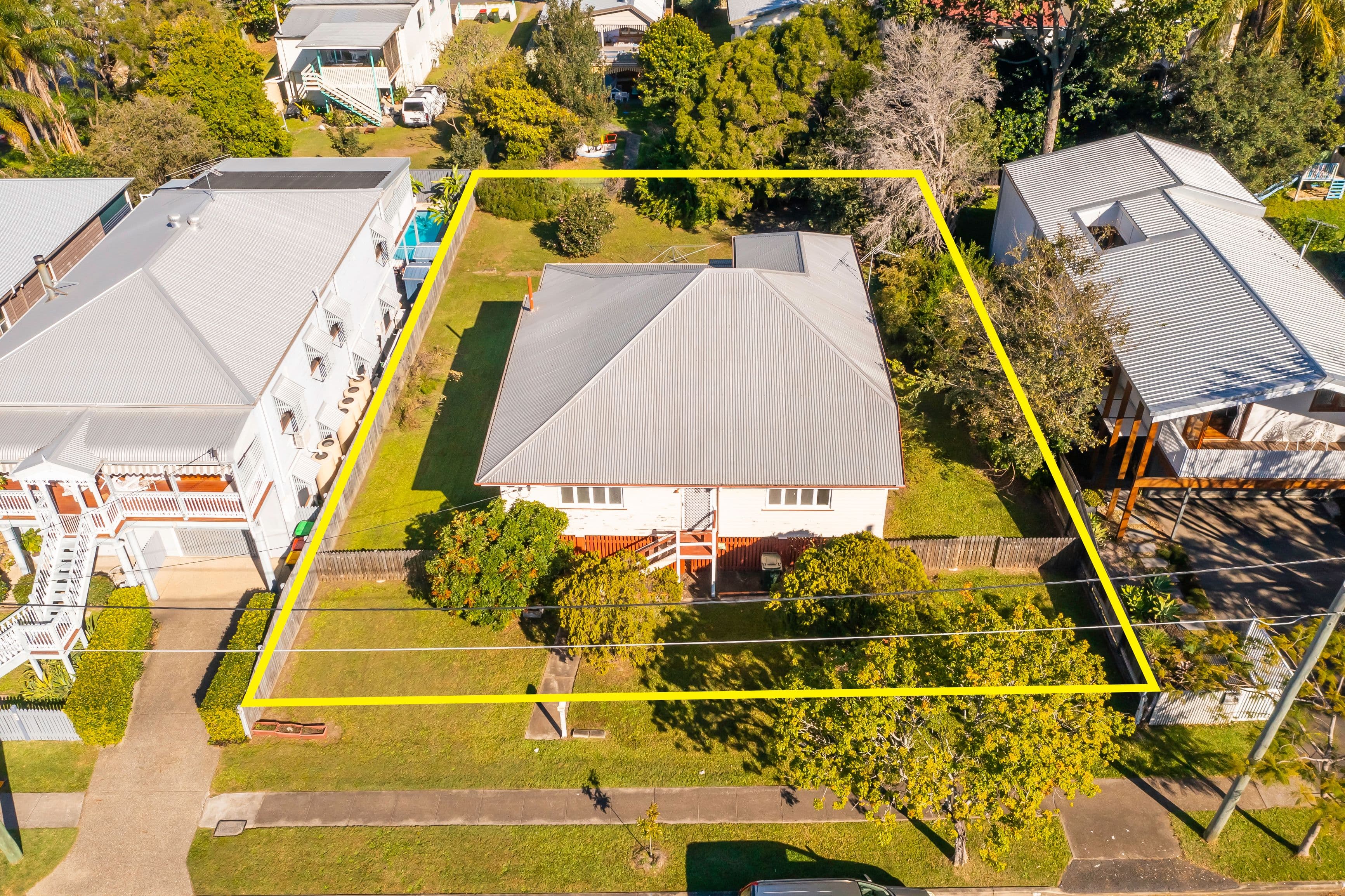 18 Ellesmere Street, Yeronga QLD 4104, Yeronga - Thumbnail 2