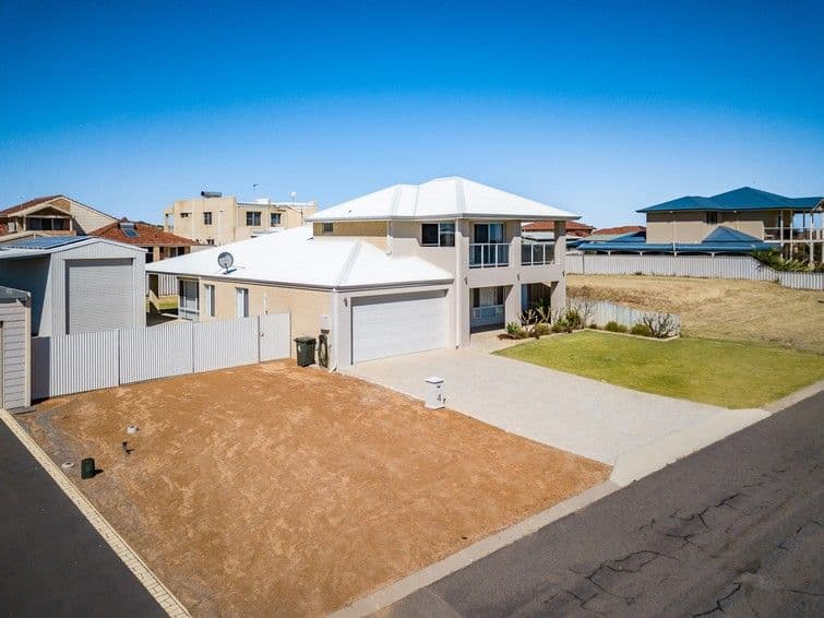 4 Seaview Court, Port Denison WA 6525, Port Denison - Thumbnail 4