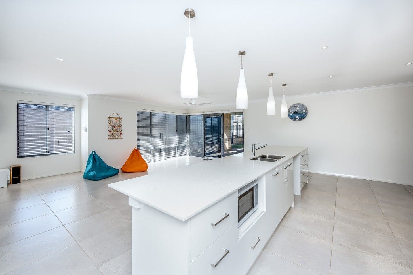 4 Seaview Court, Port Denison WA 6525, Port Denison - Thumbnail 7