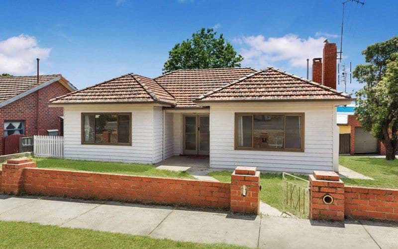 142 Gladstone Street, Quarry Hill VIC 3550, Quarry Hill - Image 1