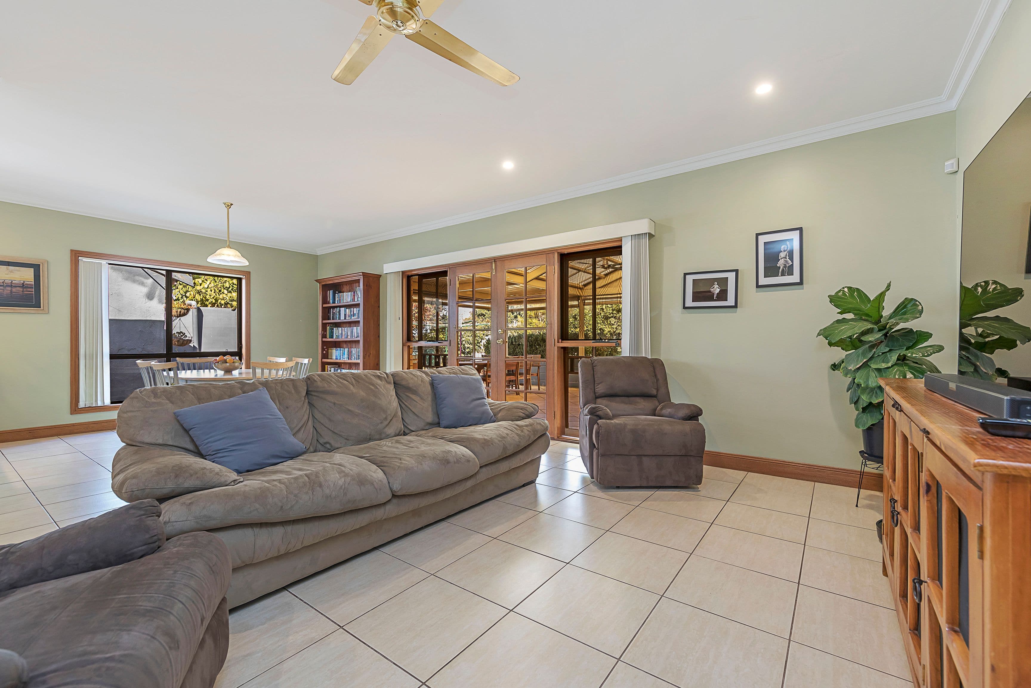 58 King Street, Clare SA 5453, Clare - Thumbnail 5
