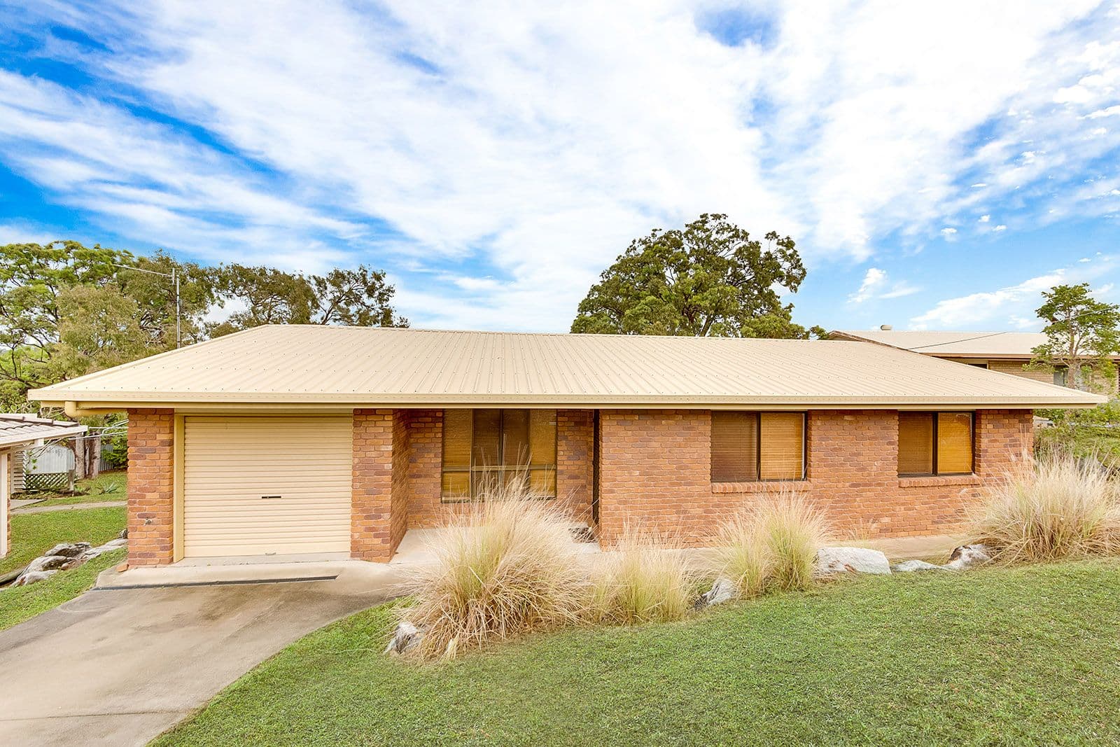 17 Ben Lexcen Court, Clinton QLD 4680, Clinton - Image 1