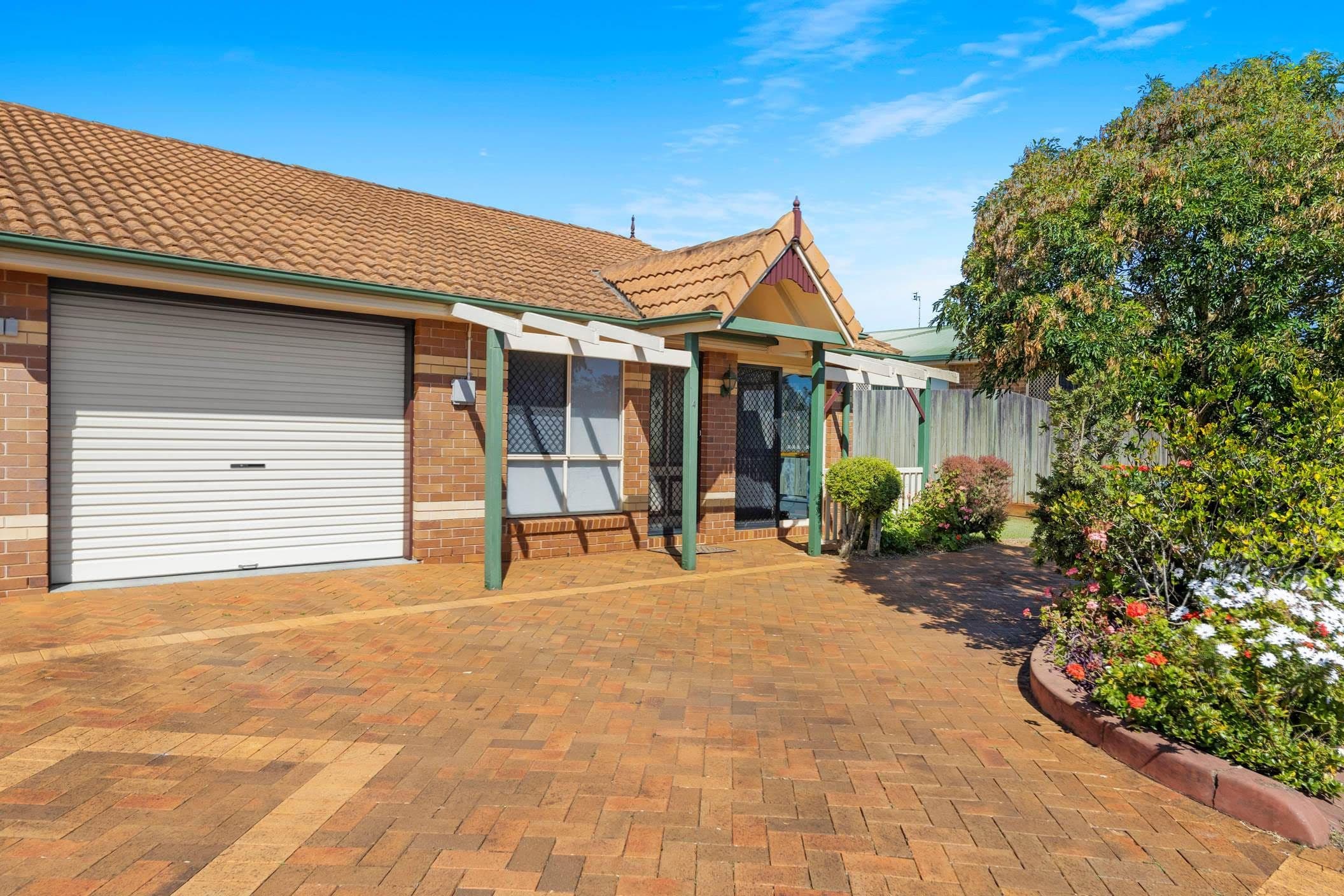 2 Brunckhorst Drive, Kearneys Spring QLD 4350, Kearneys Spring - Image 1