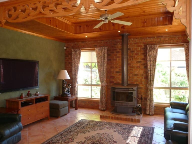 4 Cotham Court, South Morang VIC 3752, South Morang - Thumbnail 4